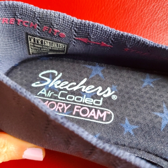 Skechers memory foam flats - Picture 3 of 4